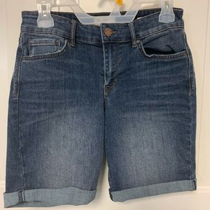 Womens Bermuda Shorts Distressed 5 Pocket Rolled Cuff 27